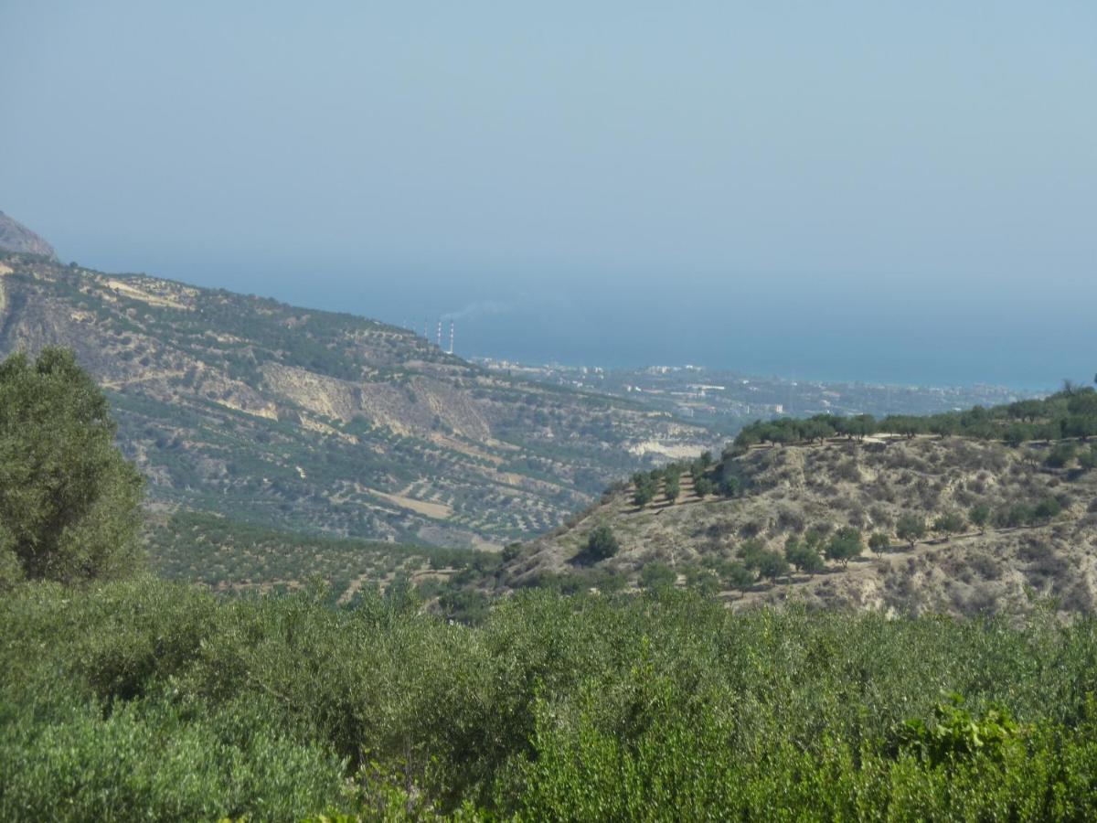 Entire Independent Maisonette Near Heraklion Pottery Classes Petrokefalo ภายนอก รูปภาพ